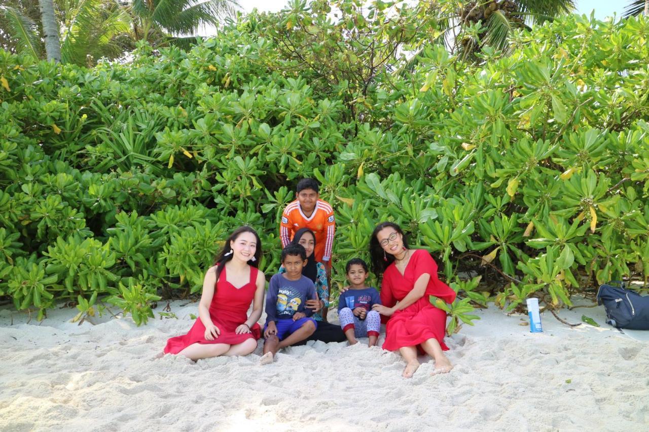 Aqua Oasis Hotel Thoddoo Bagian luar foto