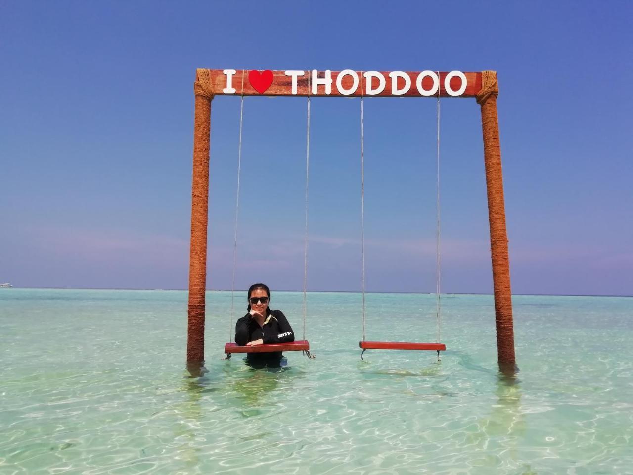 Aqua Oasis Hotel Thoddoo Bagian luar foto