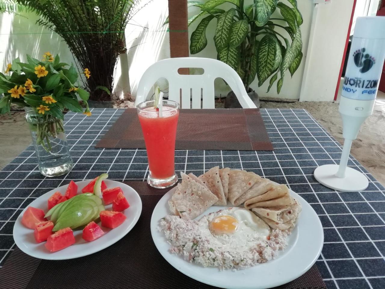 Aqua Oasis Hotel Thoddoo Bagian luar foto